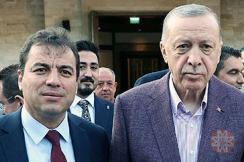 AK Parti Muğla İl Başkanı Gültekin Akça, Cumhurbaşkanı ve AK Parti Genel Başkanı Recep Tayyip Erdoğan