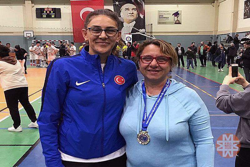 Ortaca İşitme Engelliler Spor Kulübü kadın hentbol takımı Türkiye şampiyonu 1