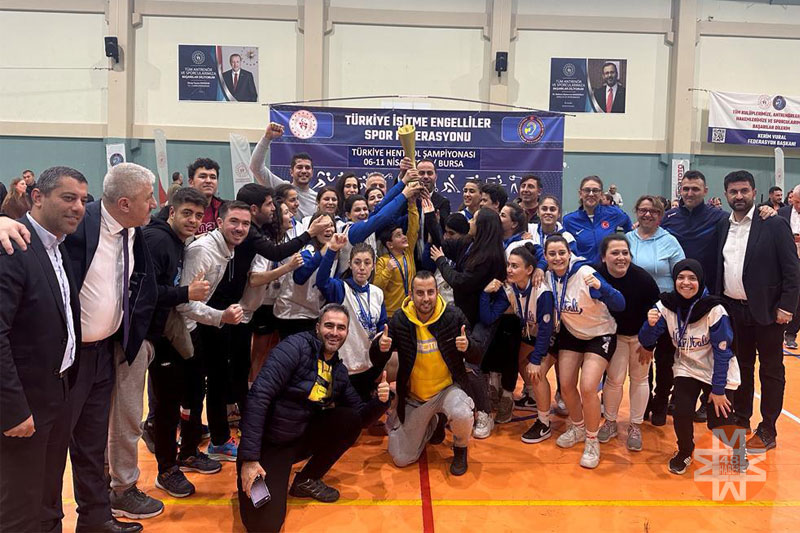 Ortaca İşitme Engelliler Spor Kulübü kadın hentbol takımı Türkiye şampiyonu 8